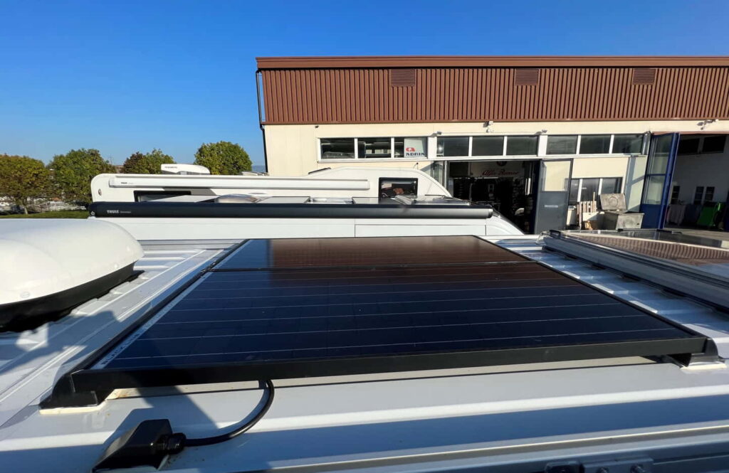 solaranlage-wohnmobil-scaled